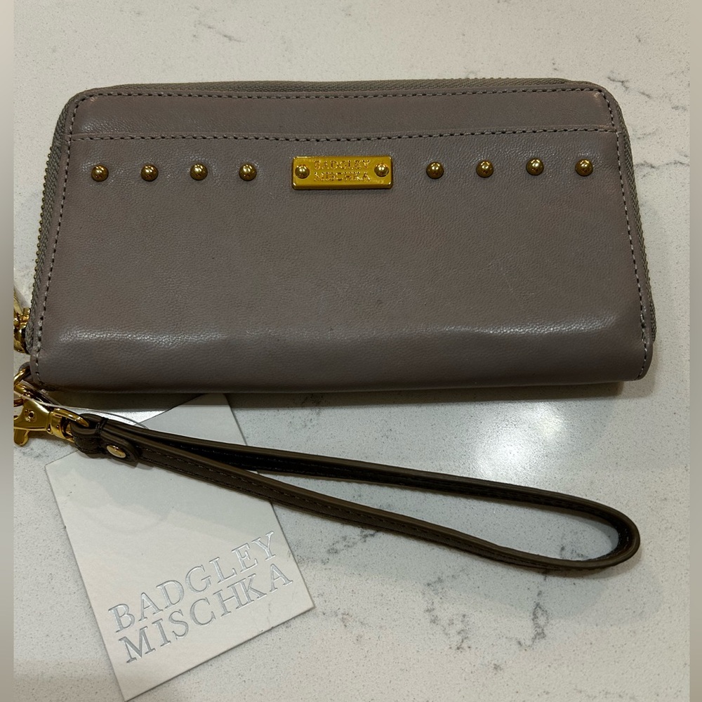 Badgley Mischka Wallet